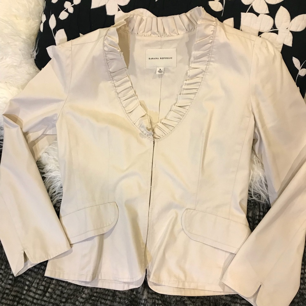 BANANA REPUBLIC Ruffle Collar Blazer